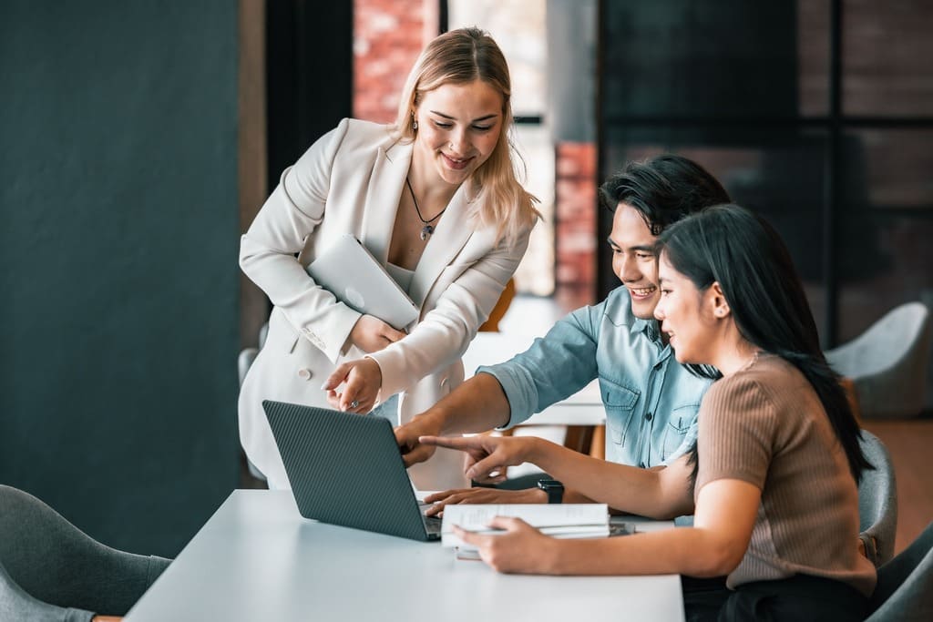 The Saphan Pont Bridge Program